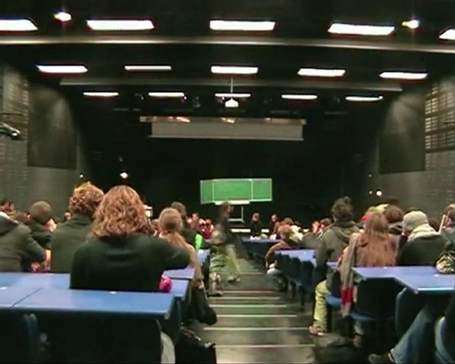 1/3: A.G. des étudiants contre la réforme des retraites