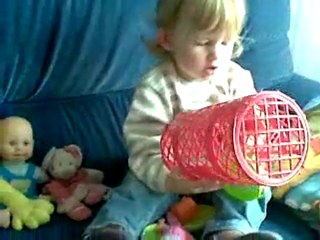 Ellyne donne a manger a ses amis ocotbre 2010