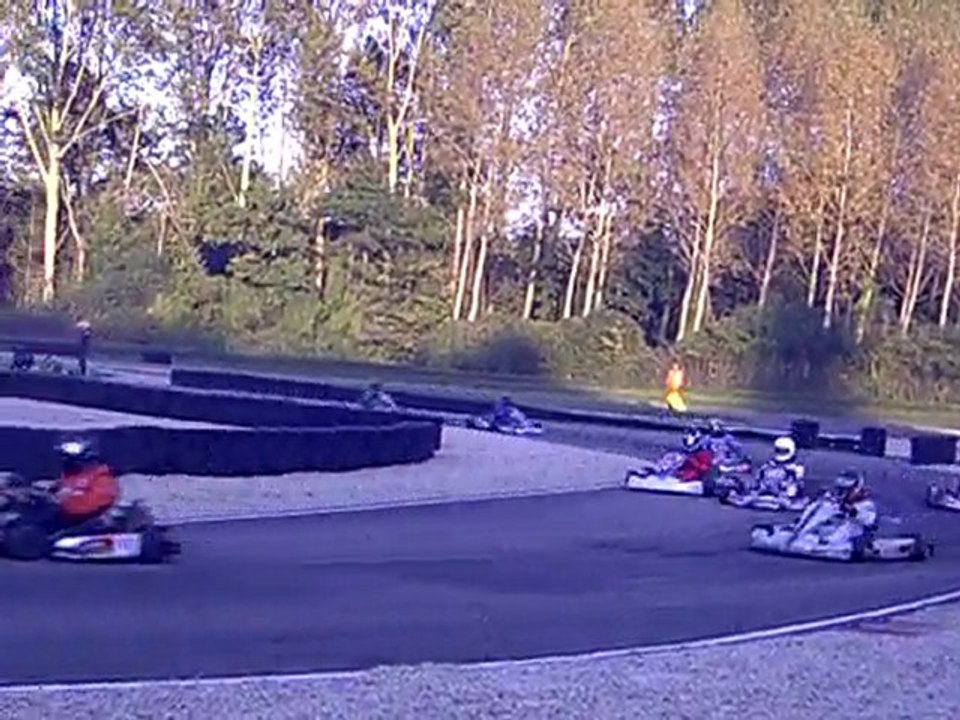 video trophee ufolep kartland - manche de joigny 17/10/10
