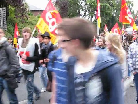 Beauvais: Une manifestation des lycéens très bon enfant