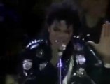 Michael Jackson-Wanna Be Starting Something(live)