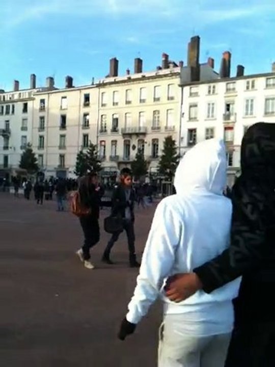 Manifestation Lyon place Bellecour Jeudi 21 Octobre 2010