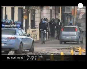 Rioting over Italy rubbish row - no comment