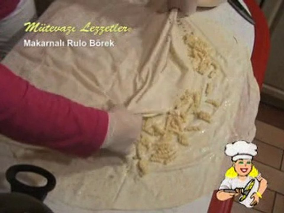 Makarnalı Rulo Börek