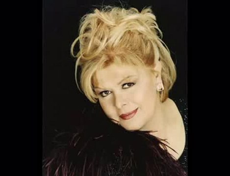 Neşe Karaböcek-Sen Gelmez Oldun