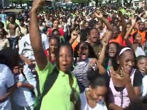 Retraites : Les lycéens descendent dans la rue en Martinique