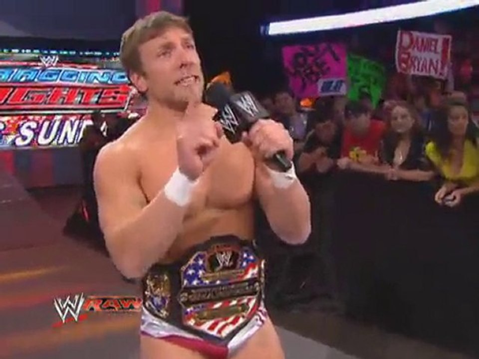 WWE Bottom Line 23/10/2010 Part 3/4
