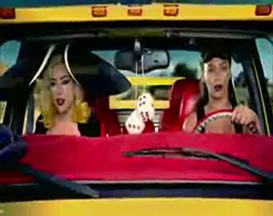 Lady Gaga & Beyonce - Telephone