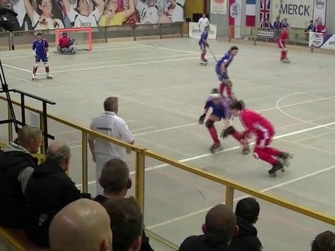 RINK HOCKEY - CHAMPIONNAT D'EUROPE FEMININ 2010 : U20 France / Angleterre Part 2