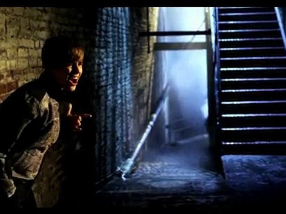 JUSTIN BIEBER - U SMILE (MUSIC VIDEO!)