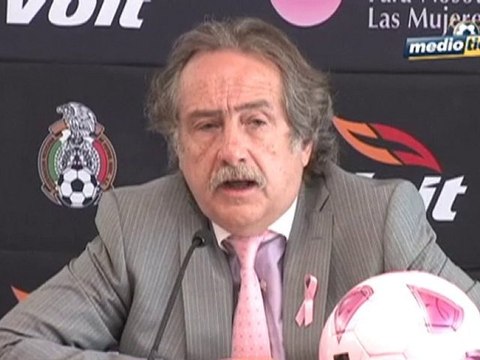 Medio Tiempo.com - Sobre fiesta del Tri, se está exagerando: Decio de María, 9 de Septiembre del 2010.