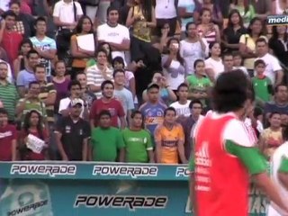 Medio Tiempo.com - El Tri entrenó con público en Mty, 6 de septiembre 2010