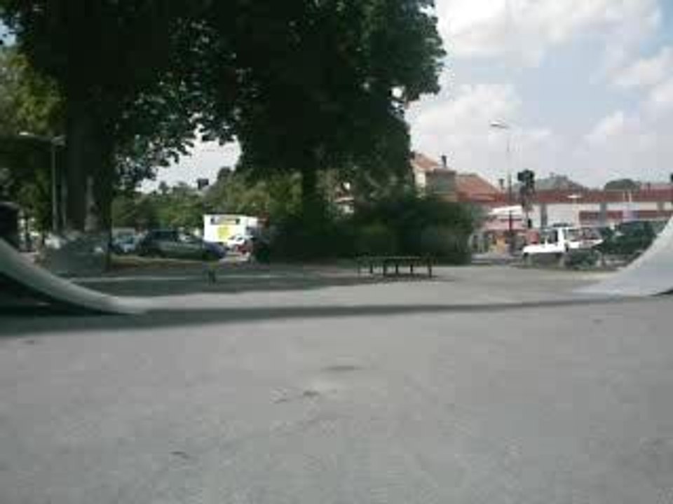 Back Royal on the ledge by Alex