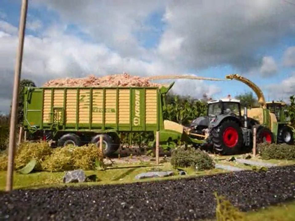 ETA Joskinou à l'ensilage de maïs
