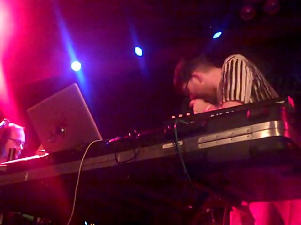 Jamie Lidell at Brooklyn Vegan day party CMJ