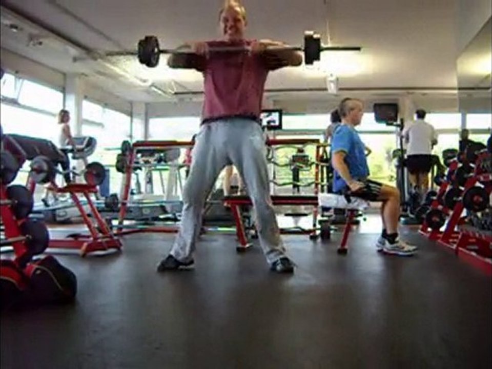 10_40kg_SUmodeadlifthighpulls