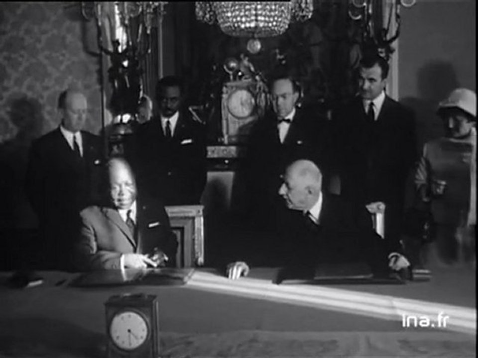LEON M'BA A L'ELYSEE