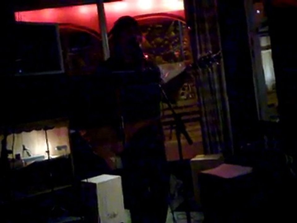 s.o.s d'un terrien en detresse Acoutique live