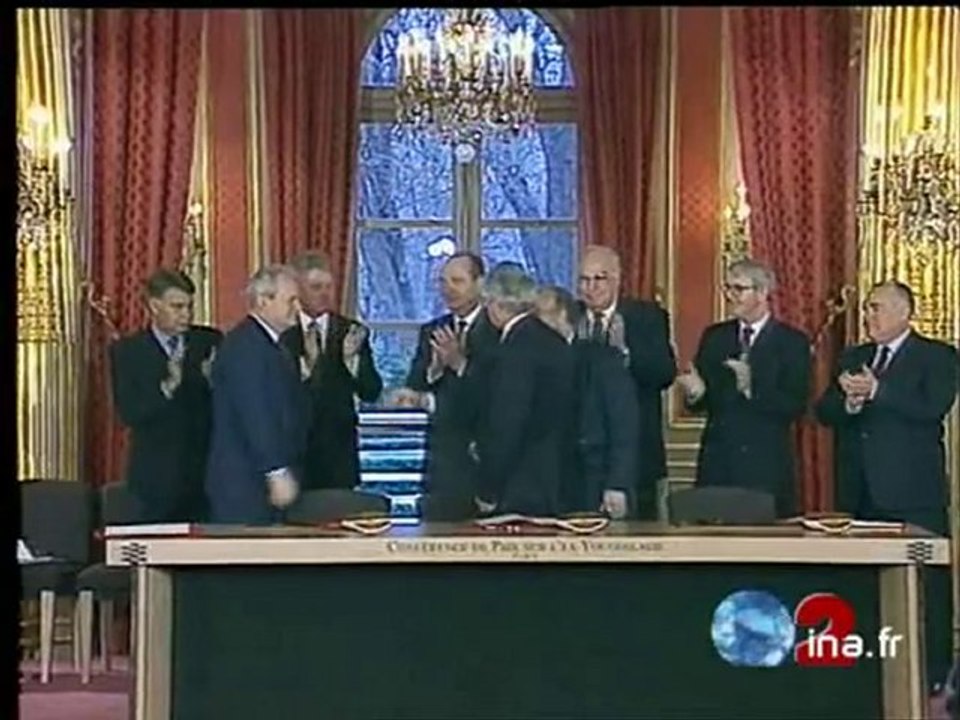 FACTUEL SIGNATURE PARIS