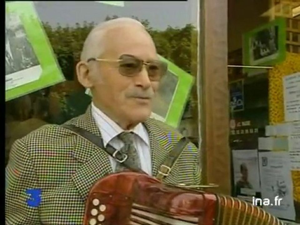 Haute Normandie : [Une exposition sur Bourvil dans le canton de Doudeville]