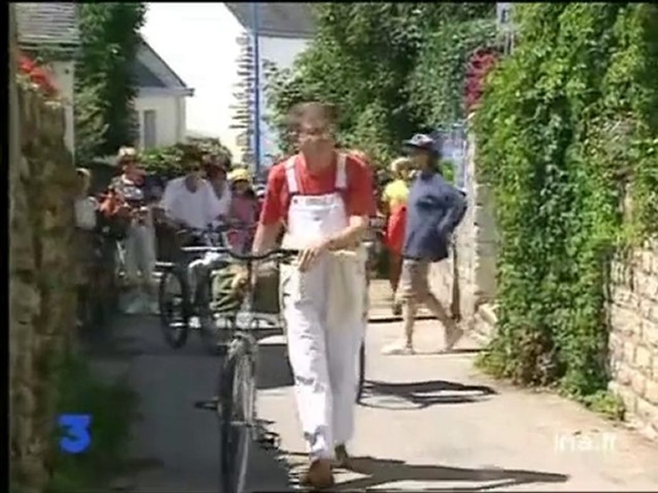 (Ile aux moines surpeuplée)
