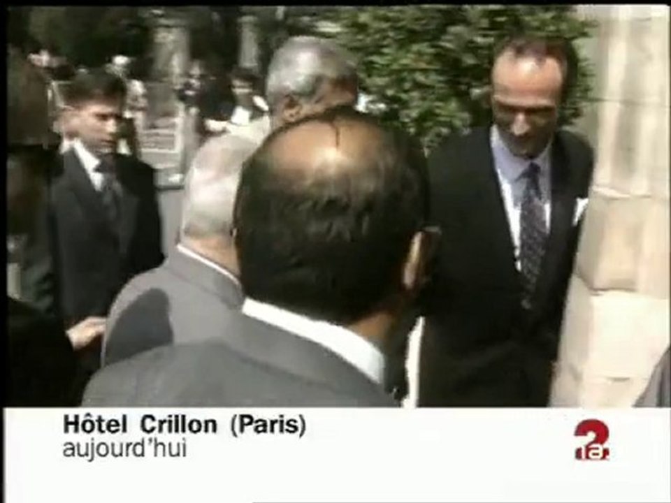 OFF TAREK AZIZ A PARIS