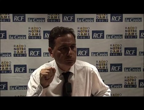Eric Besson - Face aux Chrétiens partie 3 - 21/10/2010