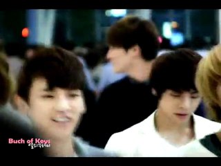 [Fancam] Key on the way after Fansign 101024