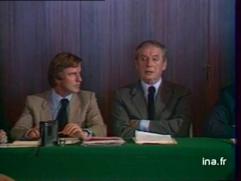 Yves Montand s'engage contre les pirates en Mer de Chine - Archive INA