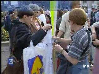 Manifestations anti FN : beaucoup d'étudiants