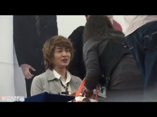 fancam flower boy onew fansign 101024