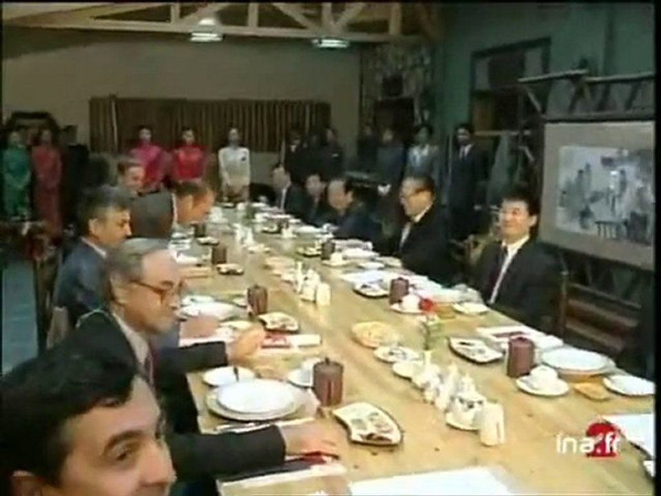 OFF CHIRAC/CHINE
