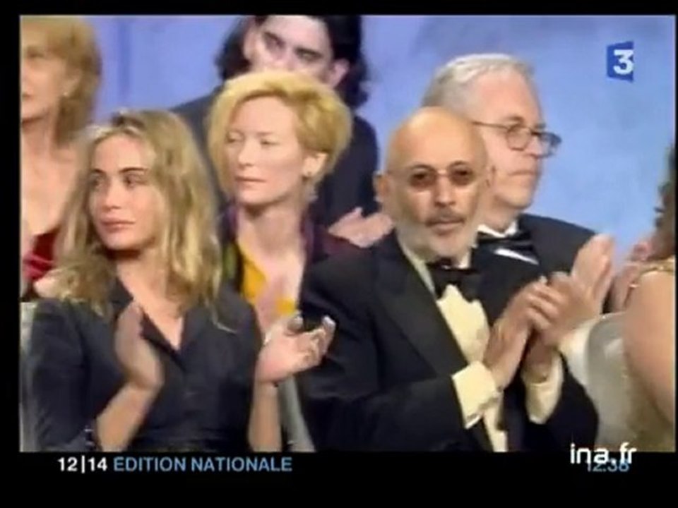 Palmares du festival de Cannes : palme d'or pour Michael Moore