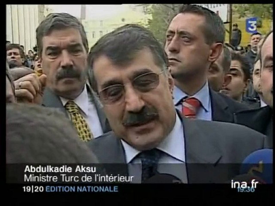 [Istanbul : attentats synagogue]