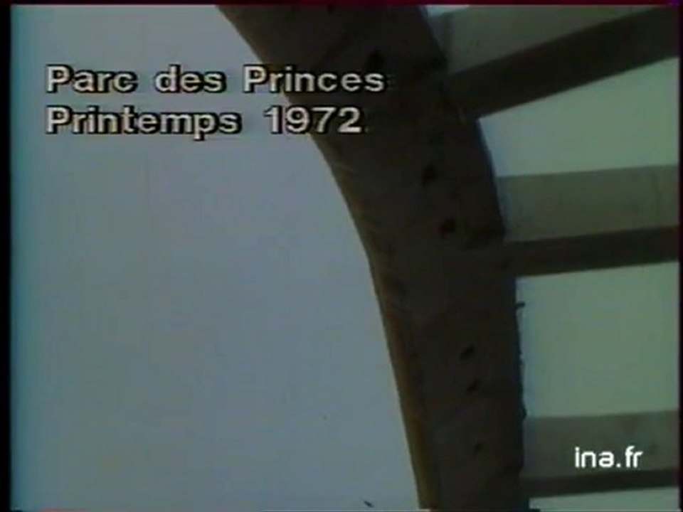 Parc des Princes : problèmes toiture