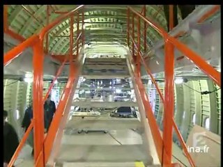 [Visite de l'usine d'assemblage de l'Airbus A380]