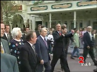 François Mitterrand et Georges Bush à Eurodisney