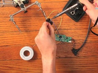 Hack a USB keyboard: Google Reader Pedal