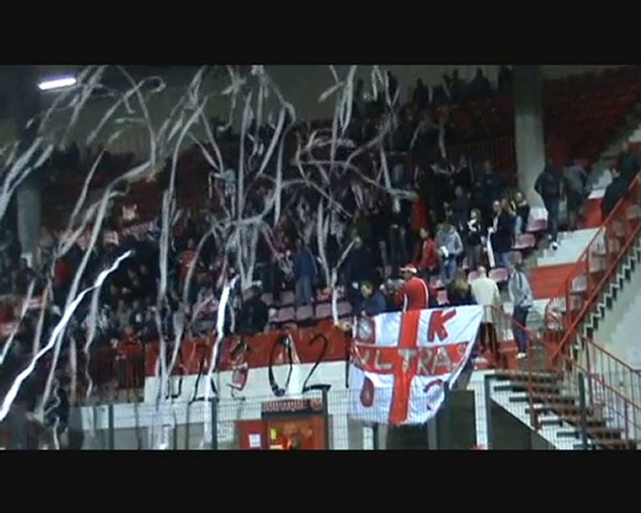 Tifo PQ du DK'02 lors de ROUEN-LUZENAC (22 octobre 2010)