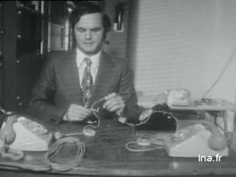 Comment faire des écoutes téléphoniques ? - Archive INA