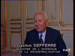 La police selon Gaston Defferre