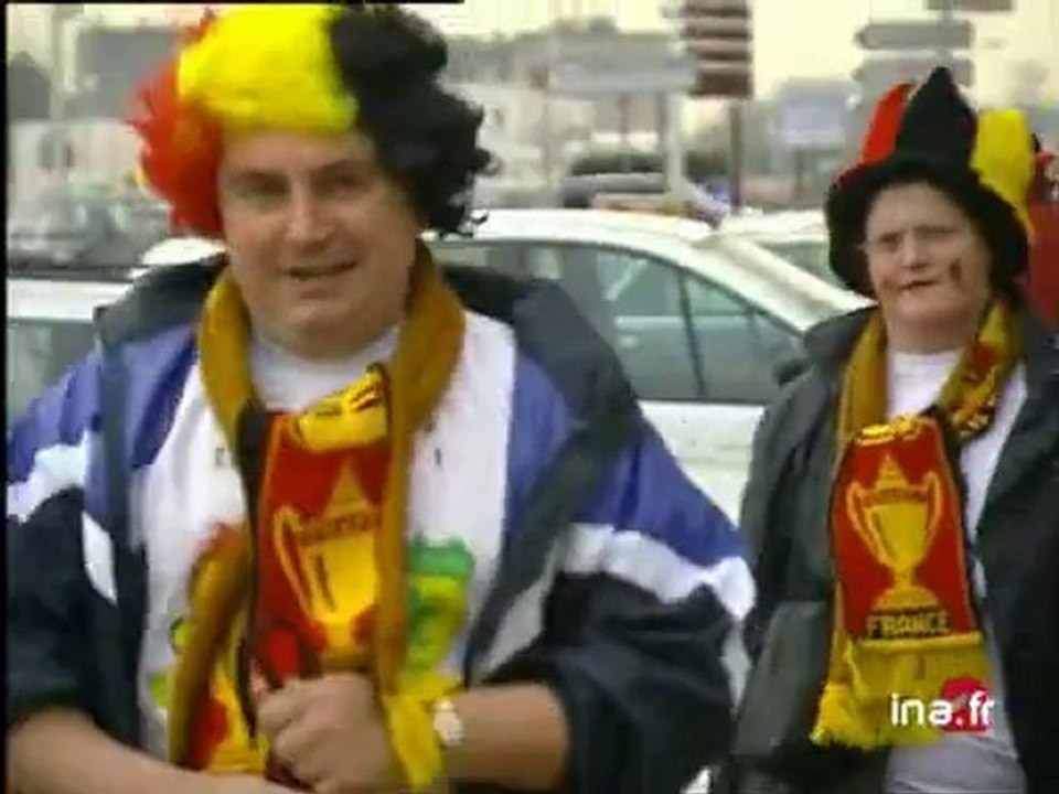 Off Calais / départ cars de supporters