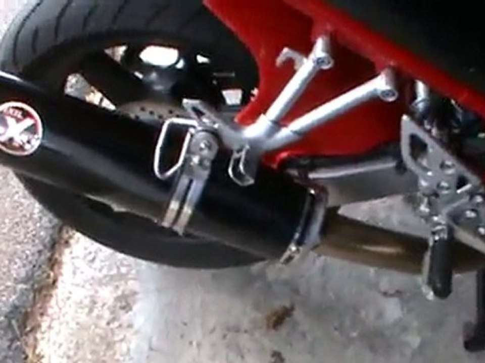 Suzuki Bandit 650 N pot Ixil