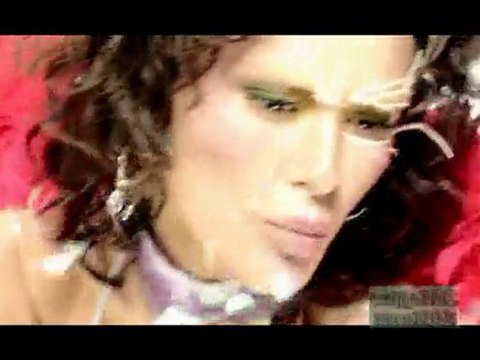 Ayşe Hatun Önal - ÇEKSENE ELINI video klip HQ