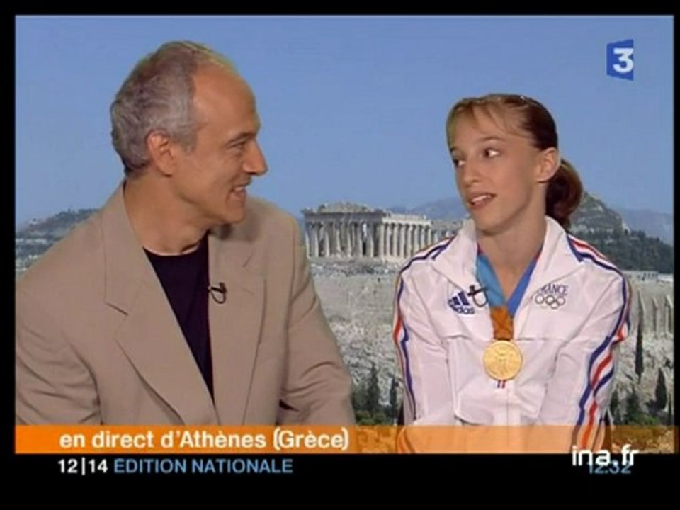 Invitée / Emilie le Pennec, médaille d'or barres asymétriques