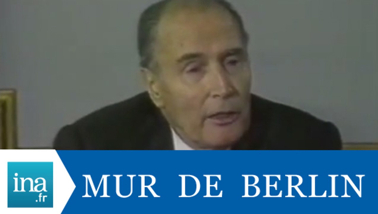 François Mitterrand réagit à la chute du Mur de Berlin - Archive INA