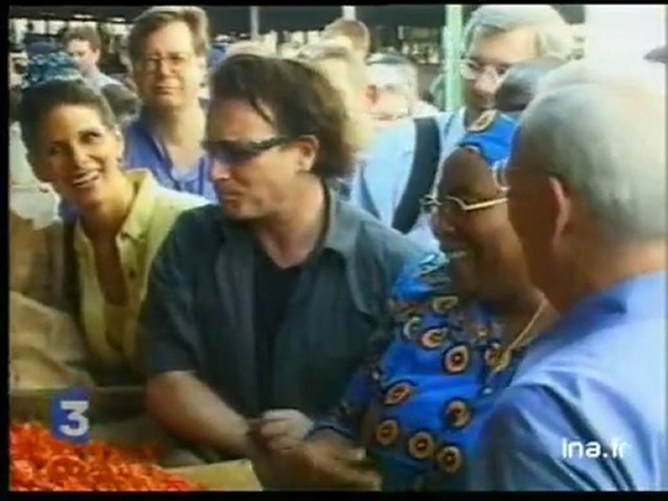 Bono chez Jacques Chirac en faveur des pays pauvres