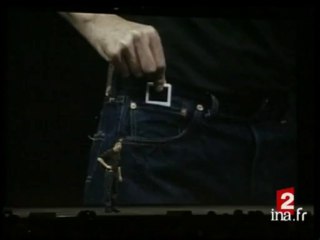 Découvrez le nouvel iPhone d'Apple - Archive vidéo INA