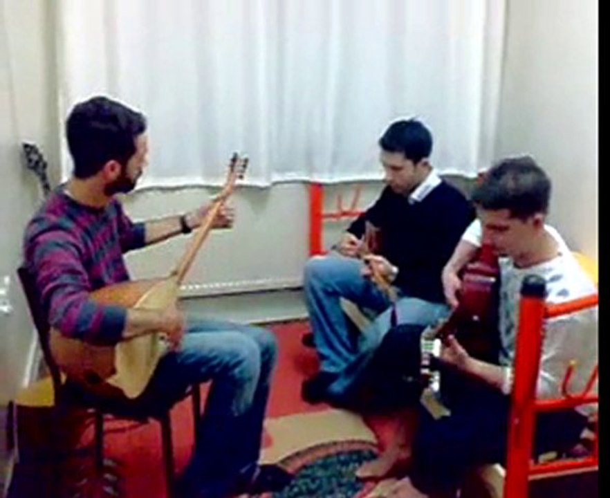 Caner Gülsüm - Saçlarını taramışsın