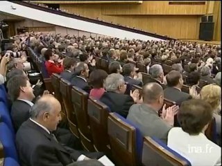 [Ukraine : l'opposition durcit le ton]